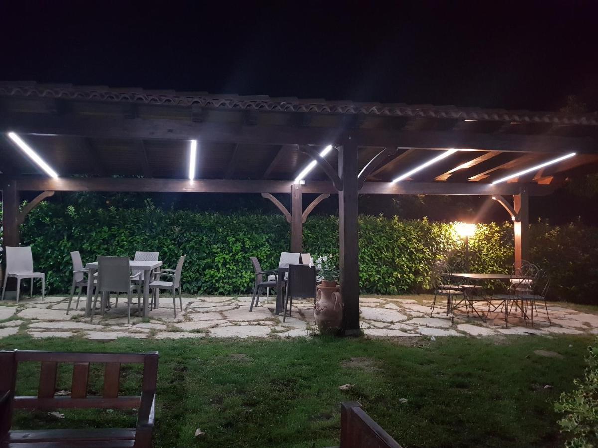 La Taverna Morcone Екстериор снимка